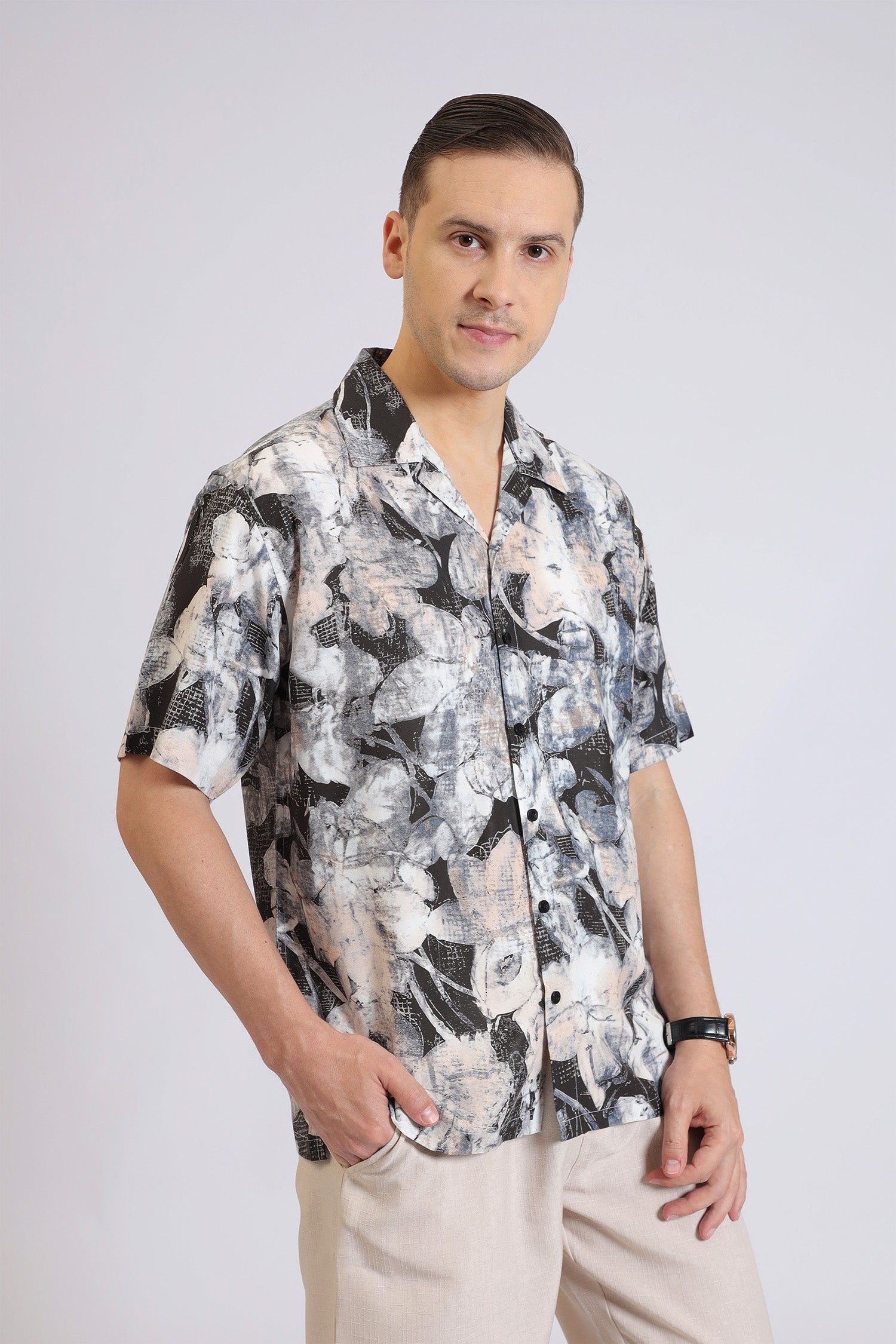 BEIGE&BLACK RAYON PRINT SHIRT