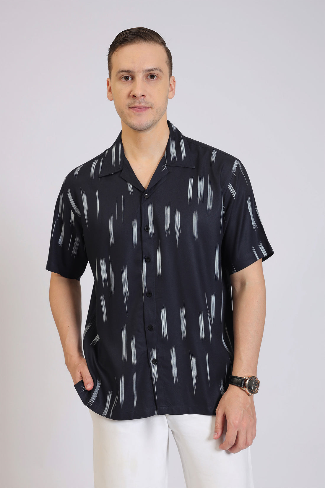 BLACK&WHITE PRINT RAYON SHIRT