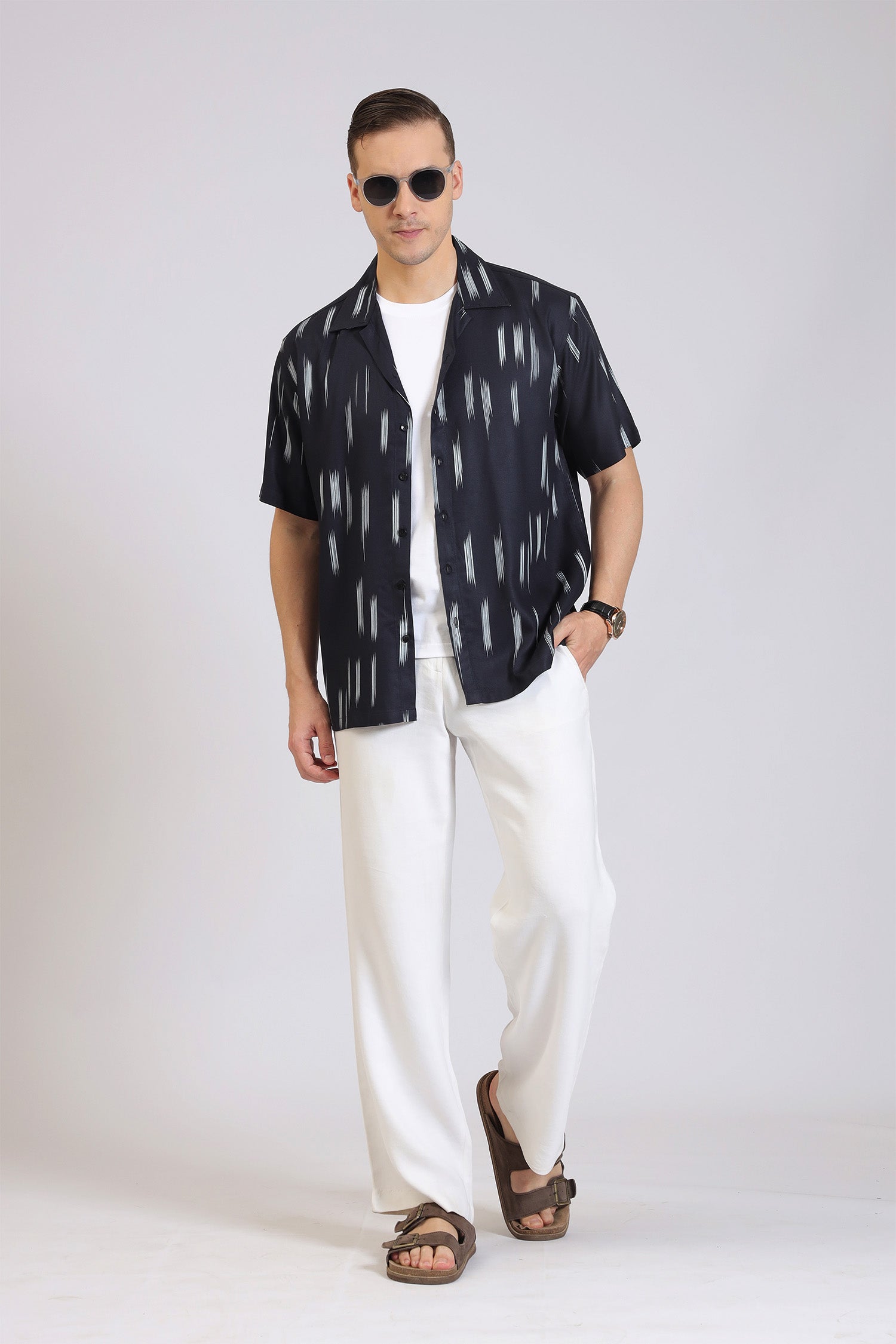 BLACK&WHITE PRINT RAYON SHIRT