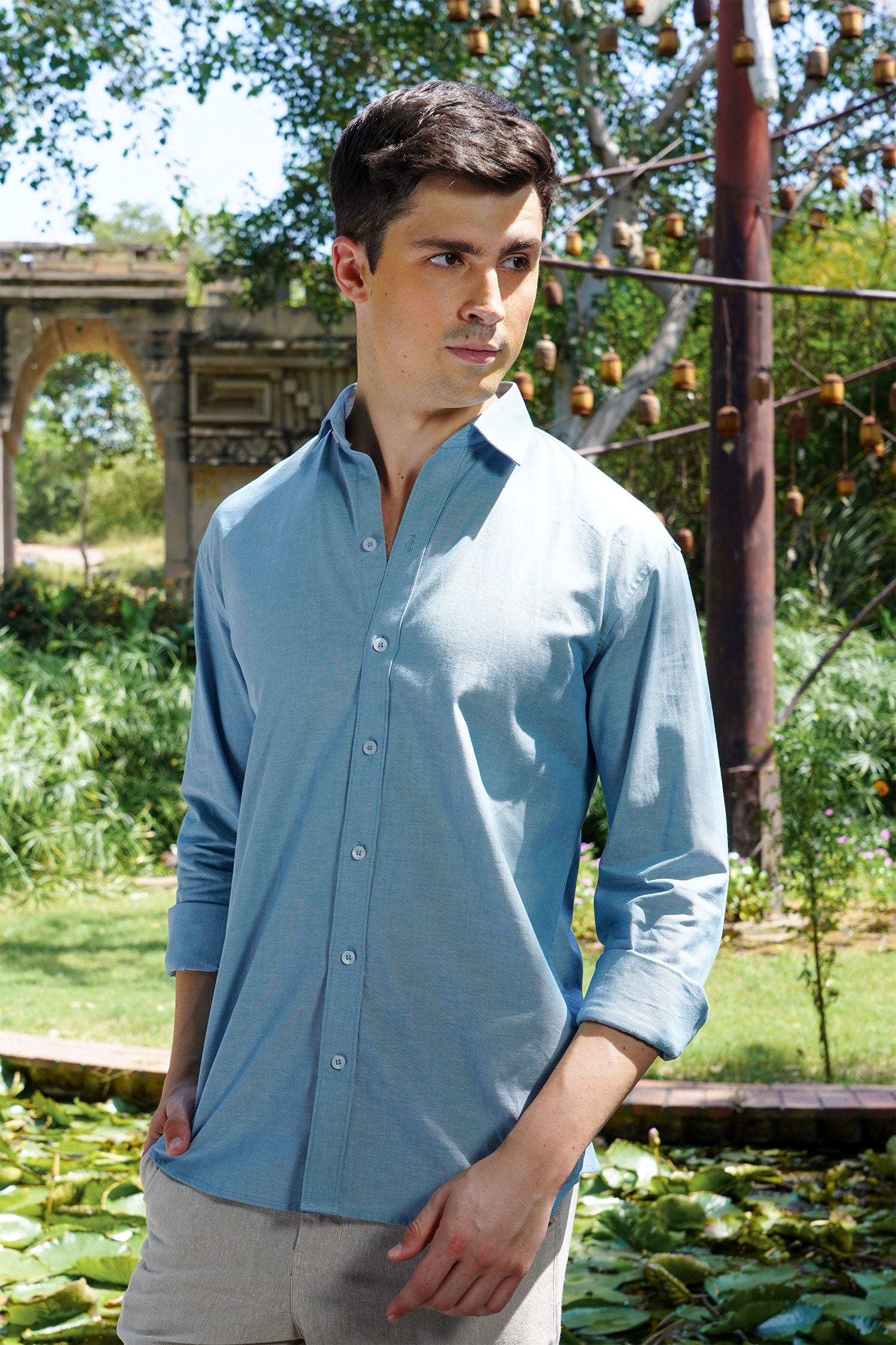 Men's Classic Sky Oxford Chambray Shirt
