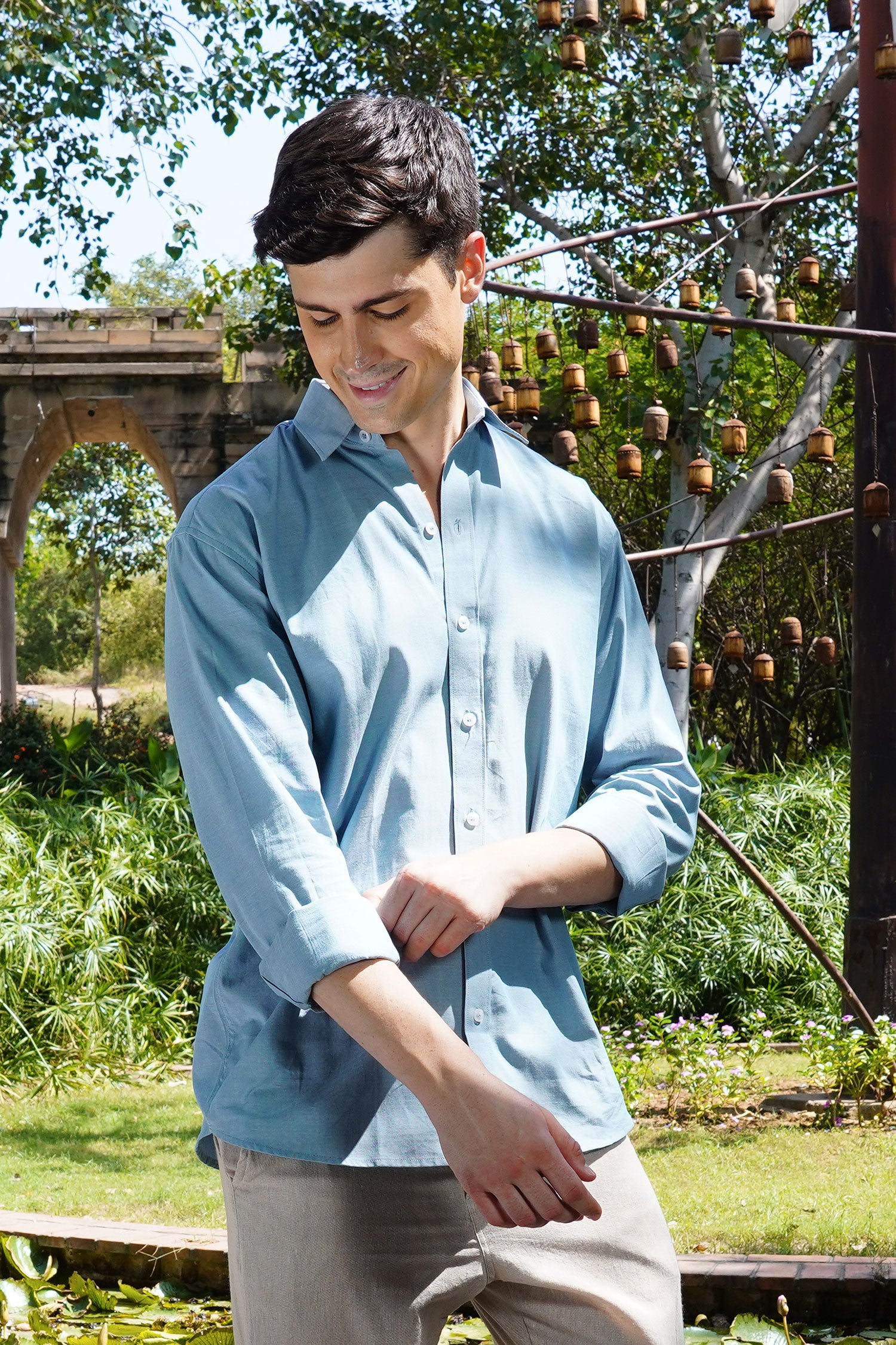 Men's Classic Sky Oxford Chambray Shirt