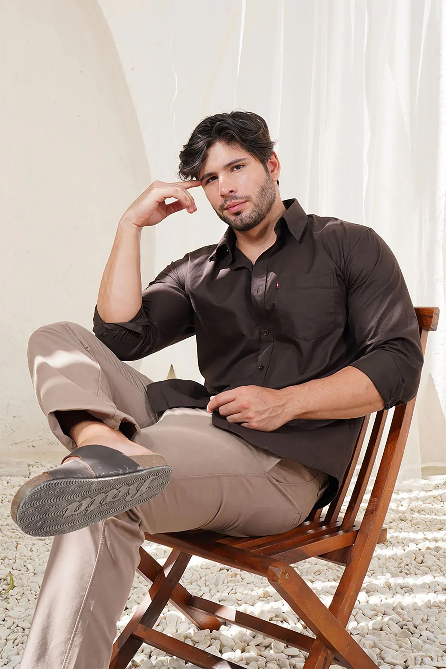 Classic Brown Oxford Cotton Button