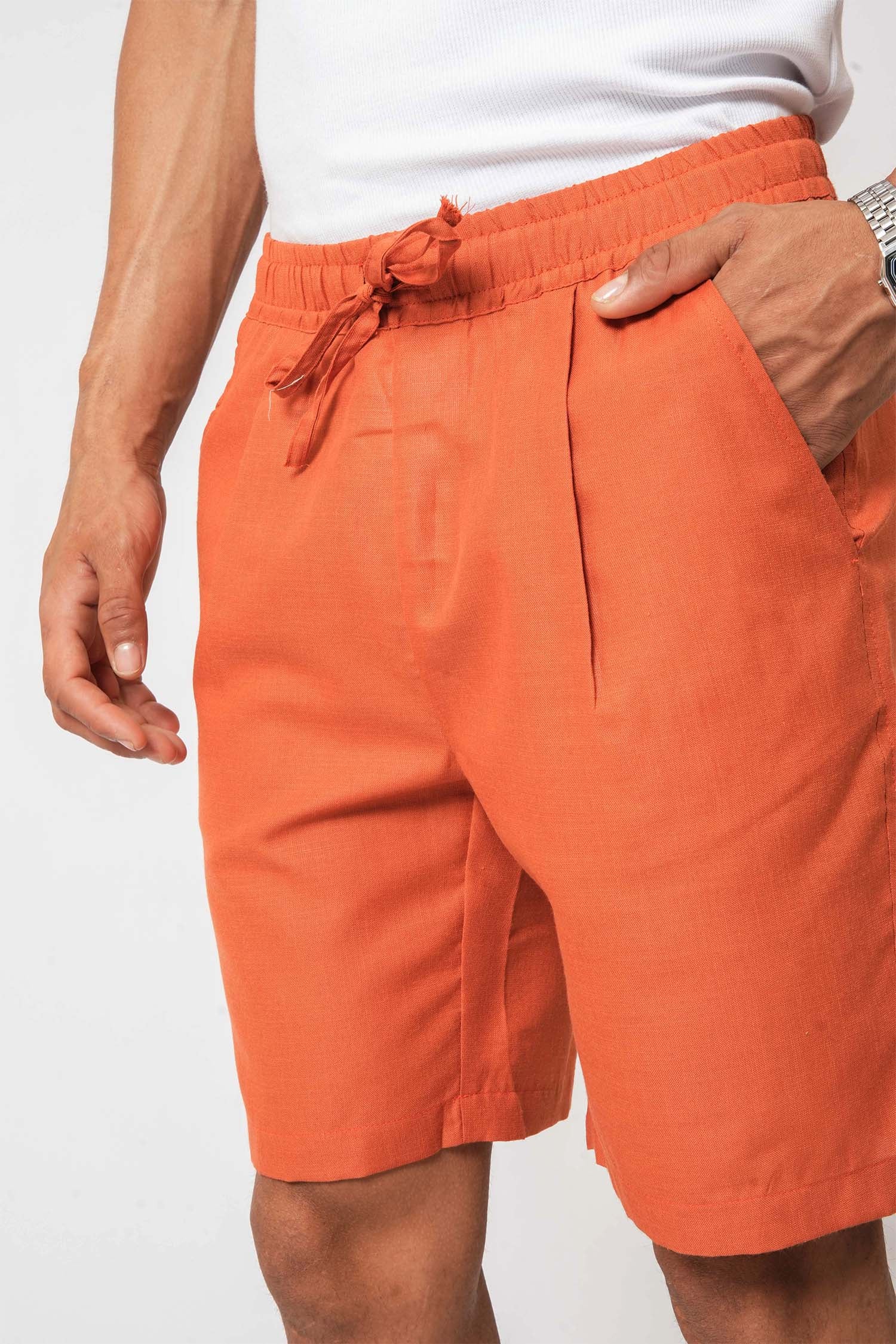 Rust drawstring shorts for men – easygoing lifestyle clothing by Hallstatt