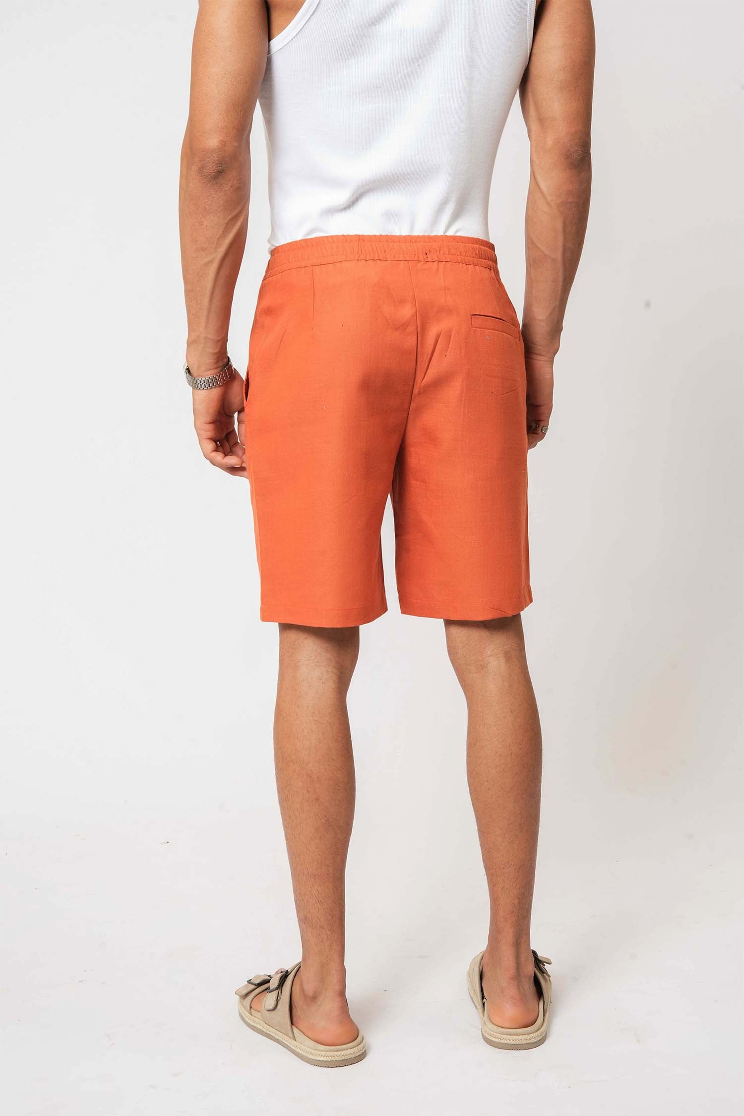 Rust drawstring shorts for men – easygoing lifestyle clothing by Hallstatt