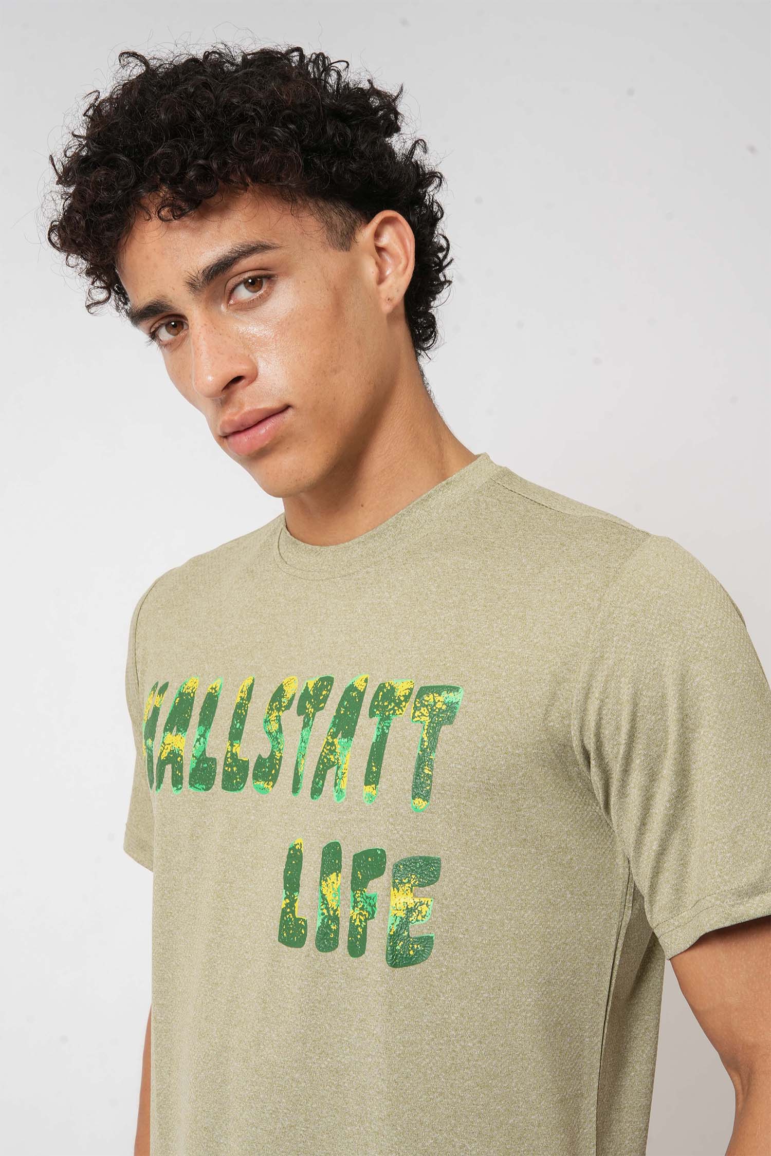 Men’s Urban Olive tee – contemporary graphic print and comfort by Hallstatt clothing store