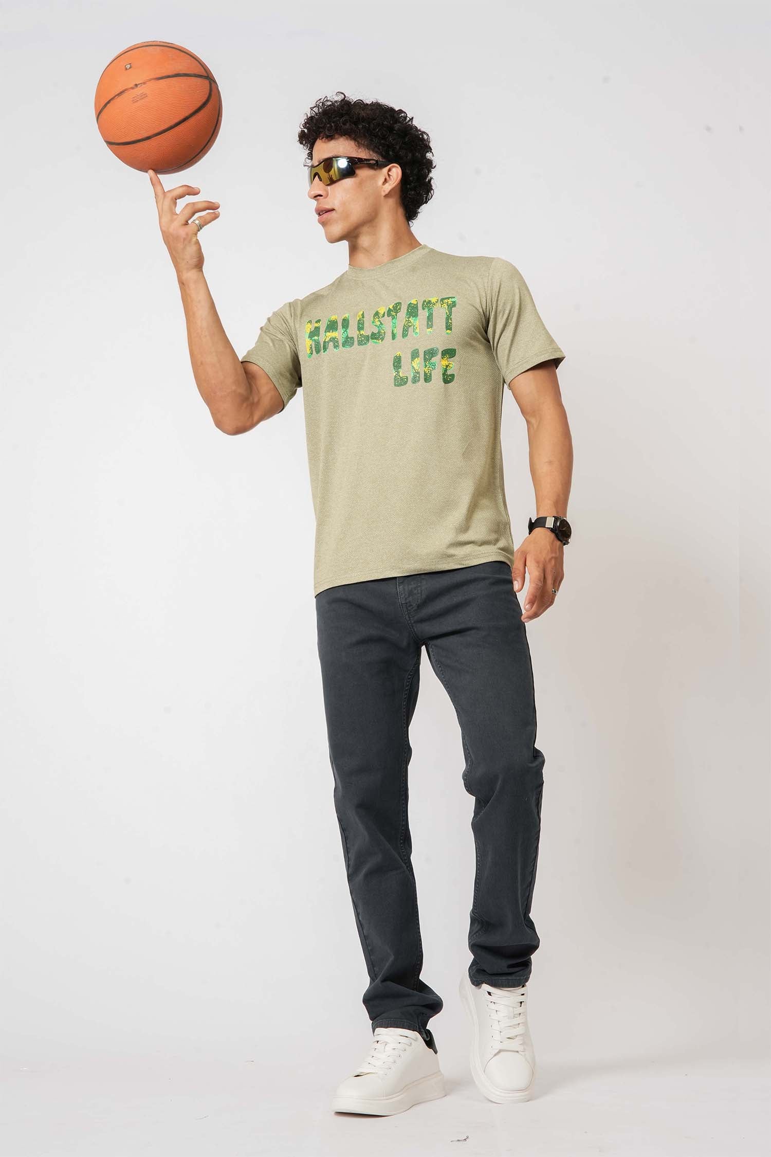 Men’s Urban Olive tee – contemporary graphic print and comfort by Hallstatt clothing store