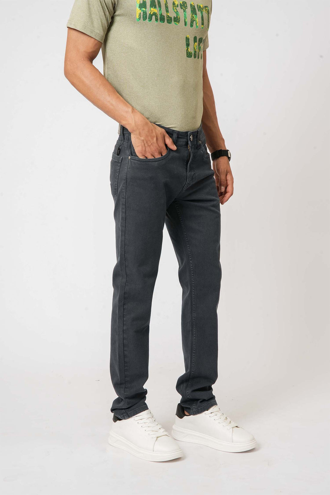 Slim-Fit Navy Jeans by Hallstatt– casual essential in men's clothing