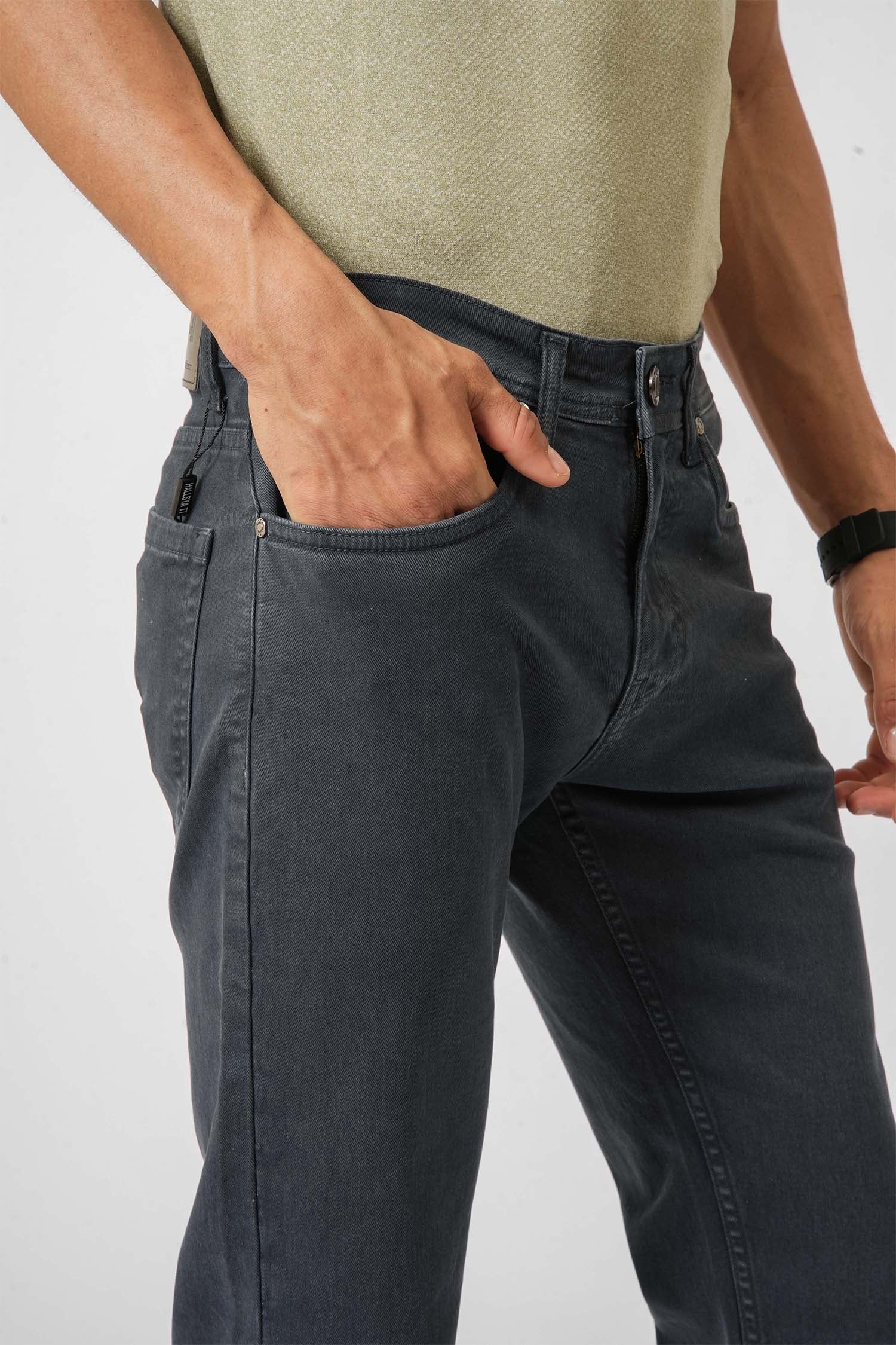 Slim-Fit Navy Jeans by Hallstatt– casual essential in men's clothing