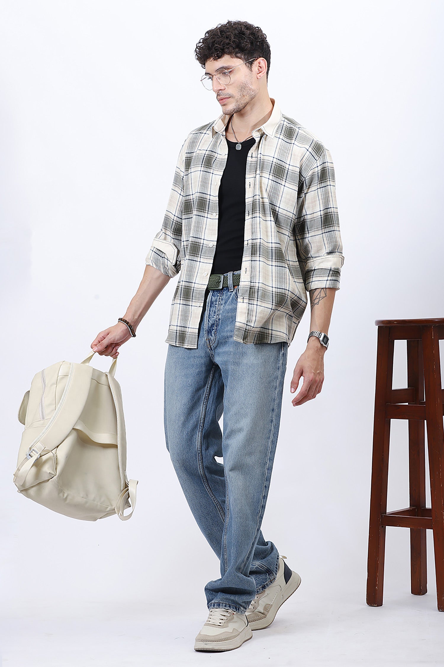 Retro Grove: Contrast Collar Check Shirt