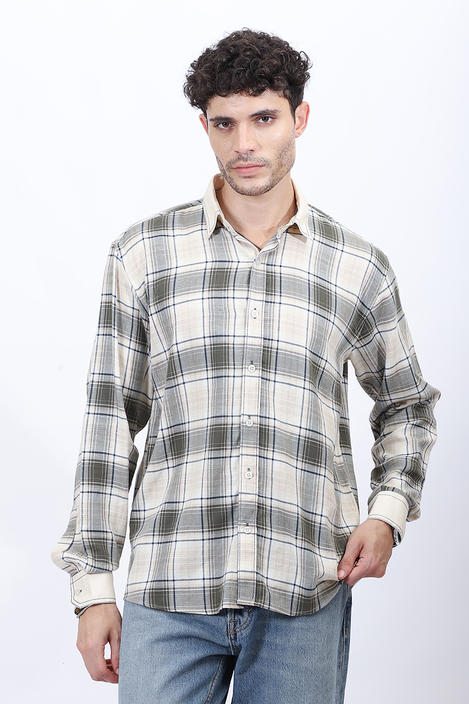 Retro Grove: Contrast Collar Check Shirt