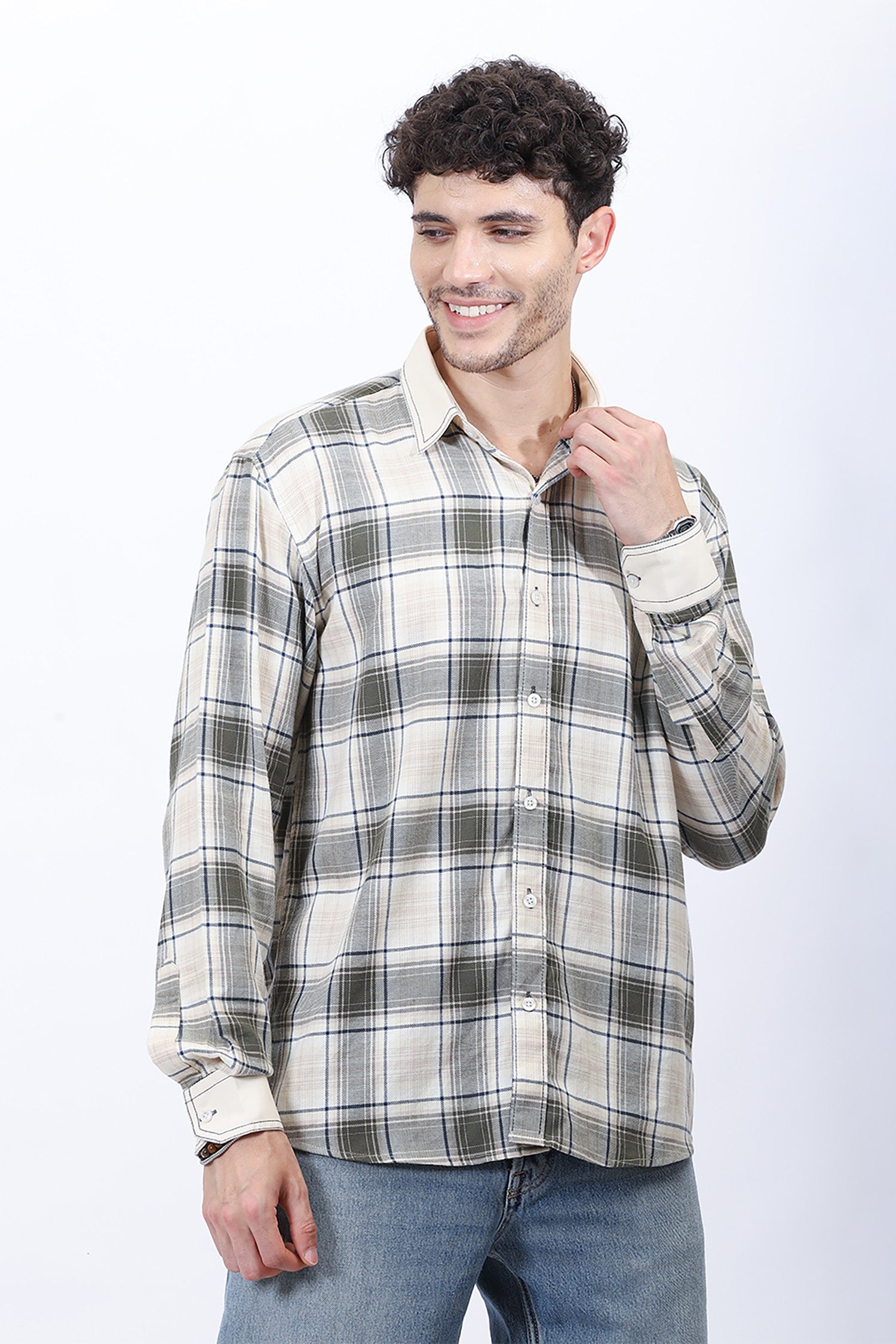 Retro Grove: Contrast Collar Check Shirt