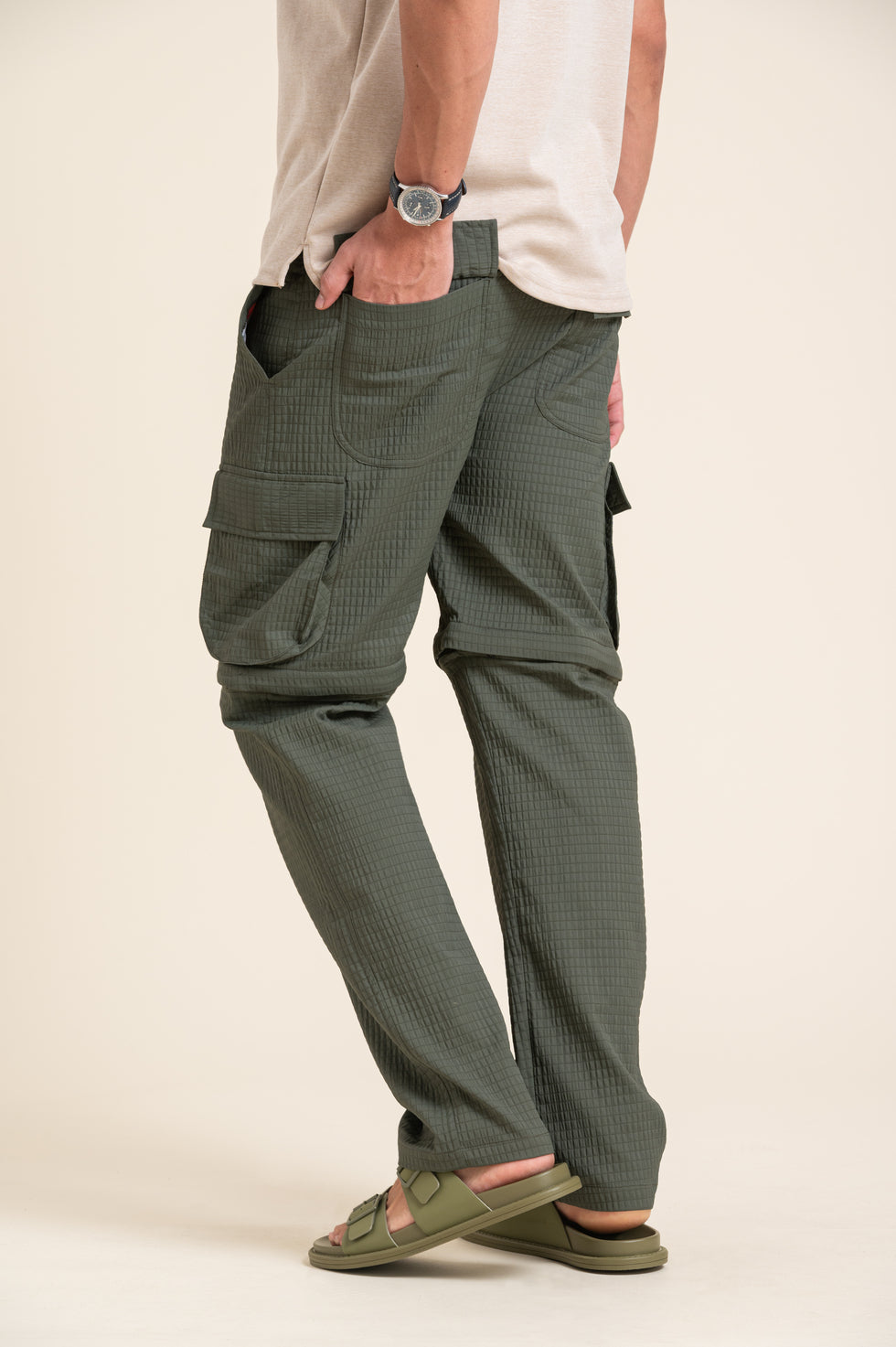 green-cargo-shorts-lifestyle-clothing