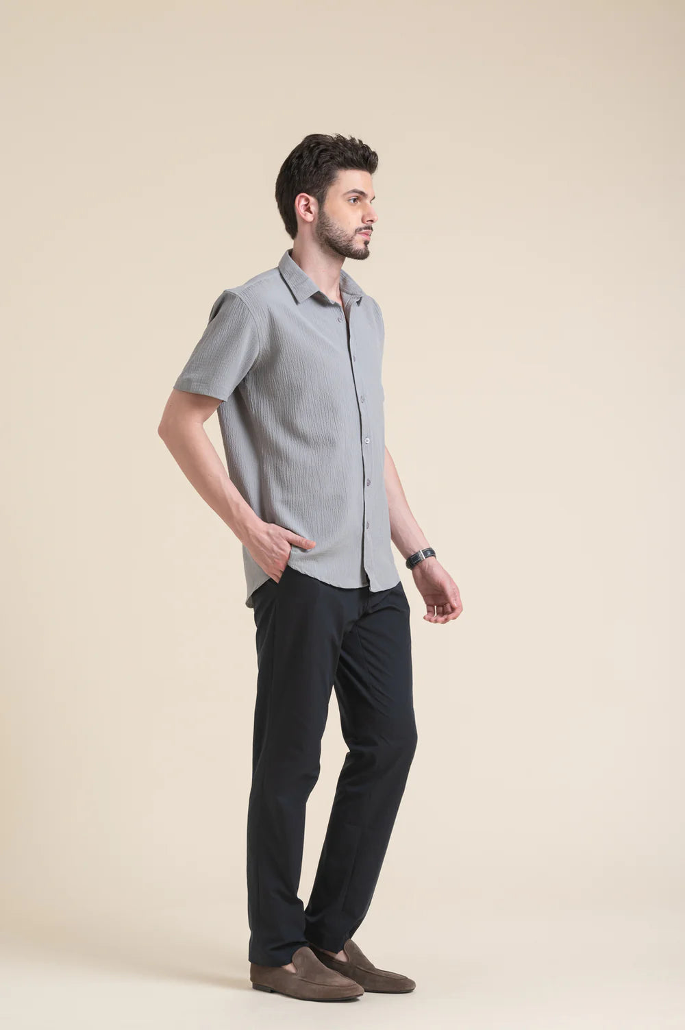Grey Textured Slim Fit Short Sleeve Shirt