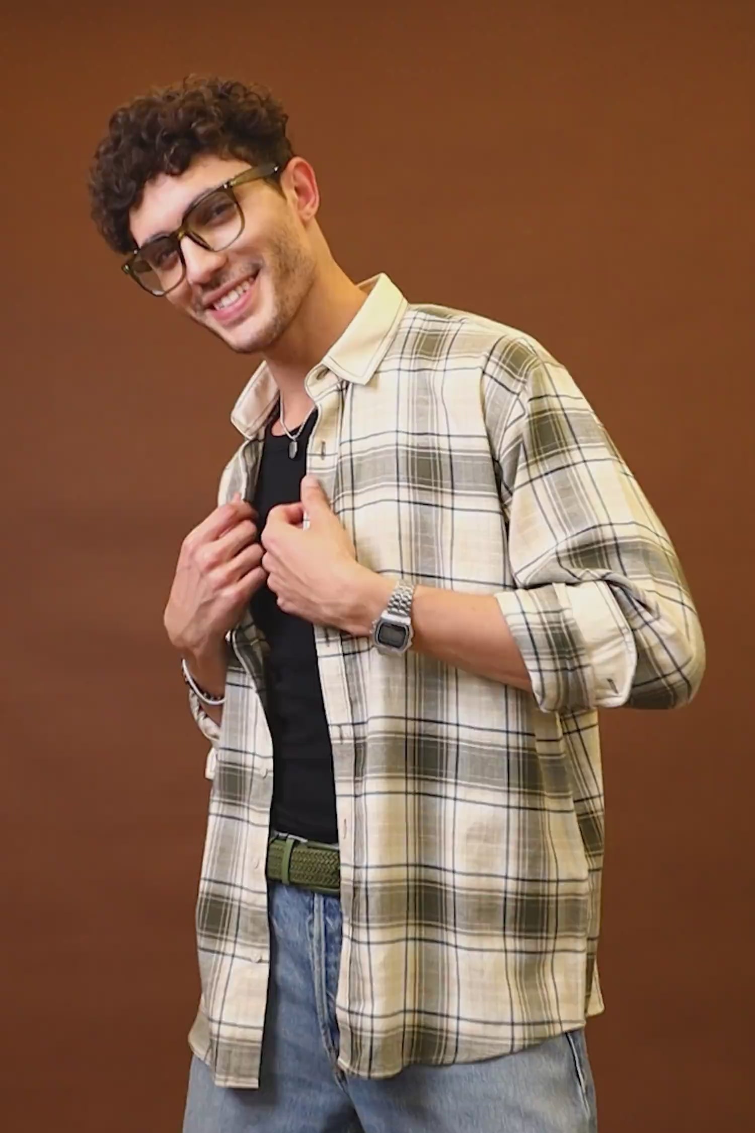 Retro Grove: Contrast Collar Check Shirt